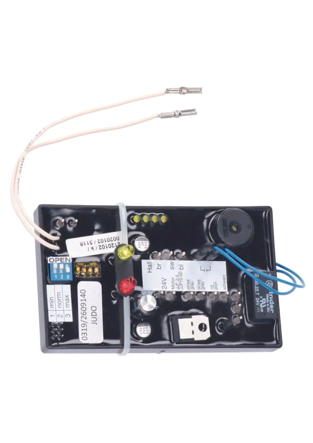 Schaltplatte mit mehreren LED-Leuchten, Anschlussklemmen und einer elektronischen Baugruppe, möglicherweise für eine Judo-Dosierschaltung.